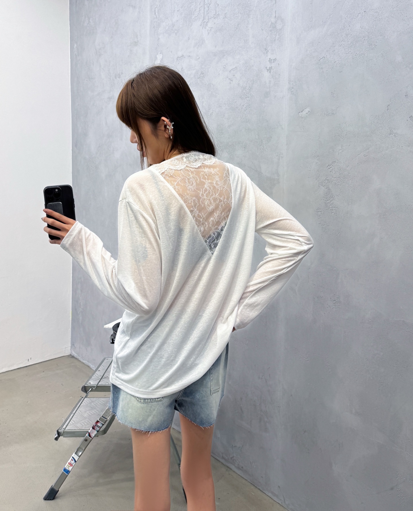 Acne ｜ 新款长袖打底，品牌经典字母烫钻工艺，进口天丝亚麻面料拼接蕾丝款式，休闲时尚，尺码sml