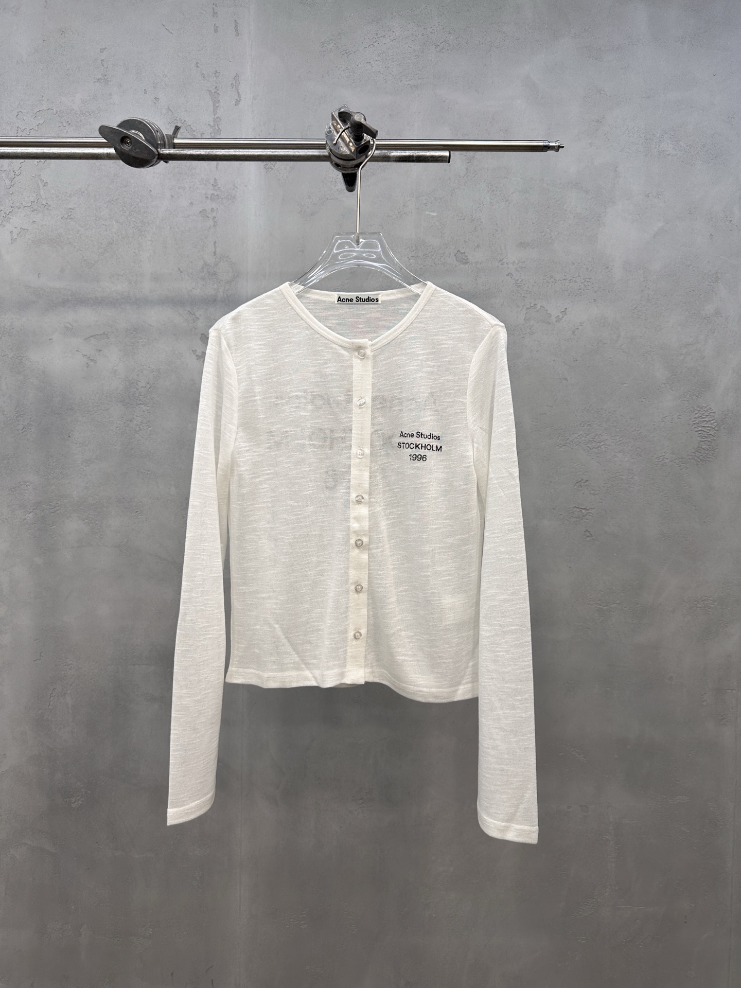 NO:887862,Acne | New casual cardigan, brand classic printed logo, imported linen blended fabric, fashionable and casual, size sml, women's clothing, acne studios,19860909Acne ｜ 新款休闲开衫,品牌经典印花标,进口麻料混纺面料,时尚休闲,尺码sml,女装,acne studios,,Women's clothing