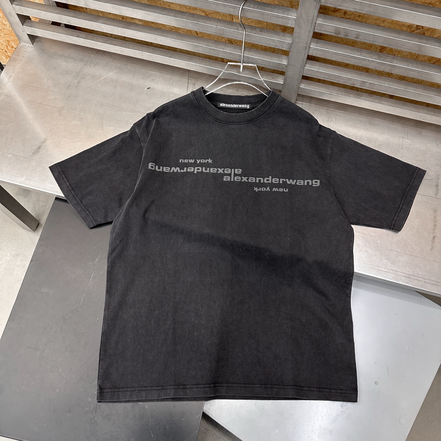 大王 ｜ 新款短袖t，成衣洗水炒色加发泡印花工艺，休闲时尚，男女同款，尺码sml