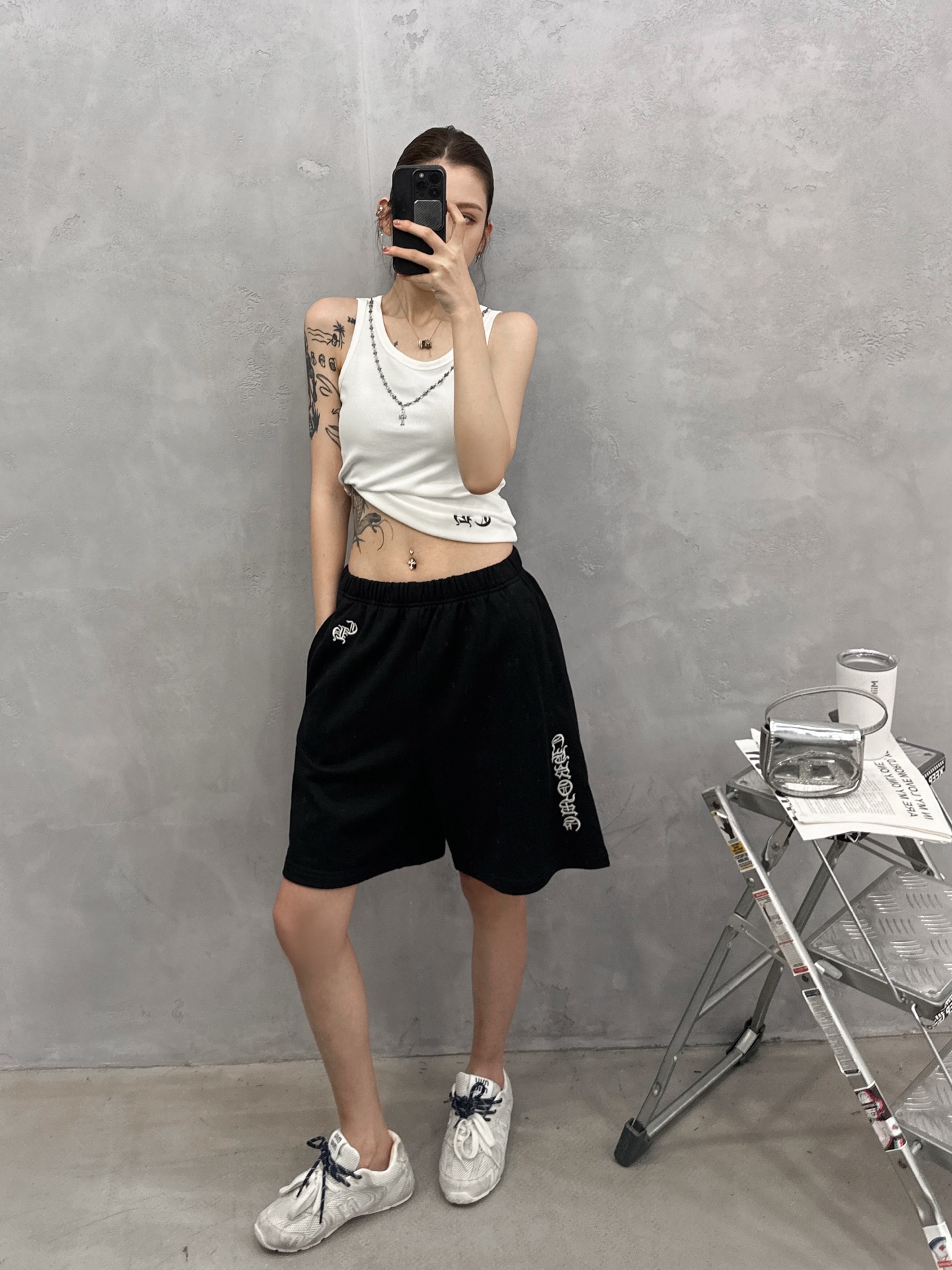 克罗心 ｜ 新款休闲短裤，成衣洗水加多处刺绣工艺，时尚休闲，男女同款，尺码sml