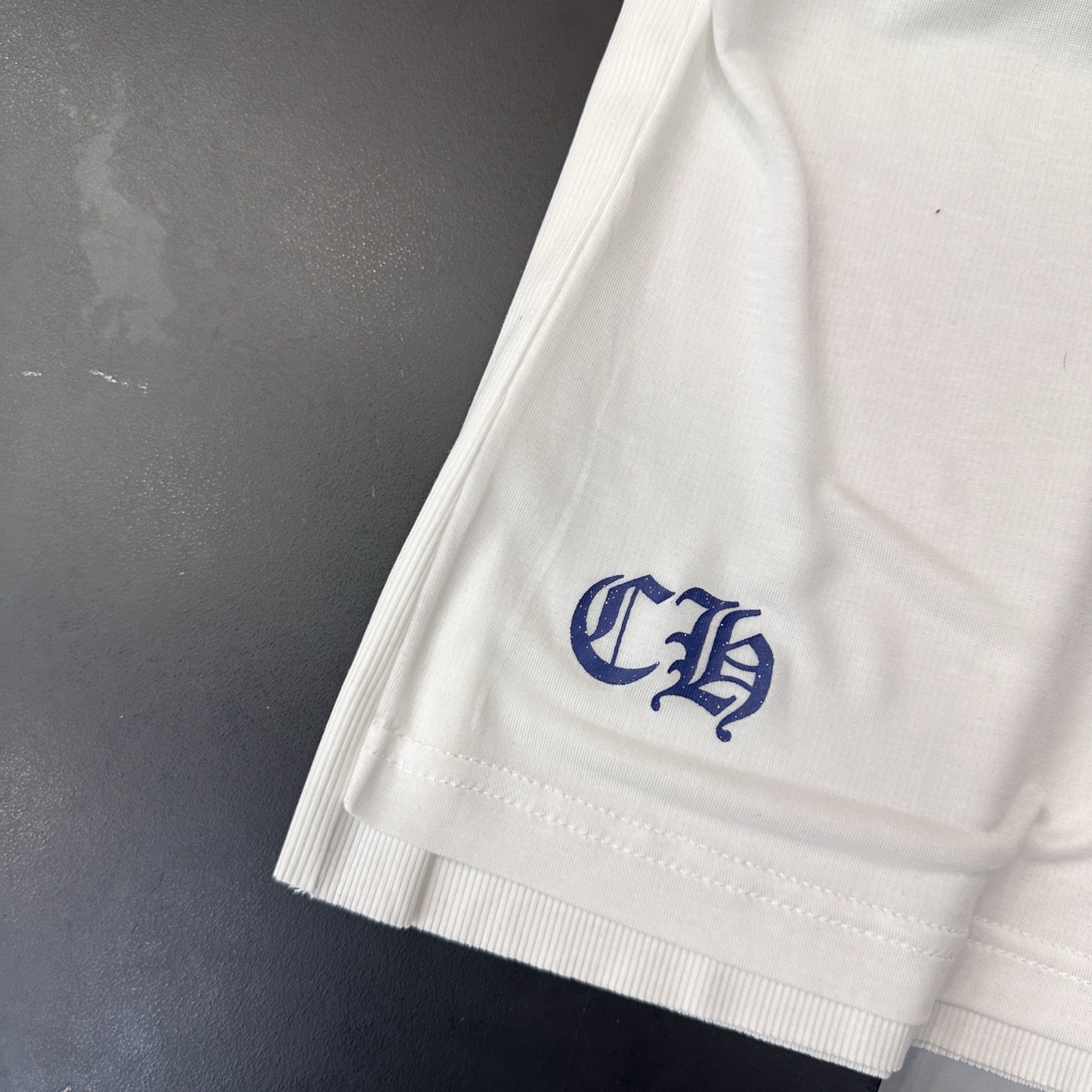 克罗心 ｜ 新款休闲背心，进口天丝面料，品牌经典多处印花图案，时尚休闲，尺码sml