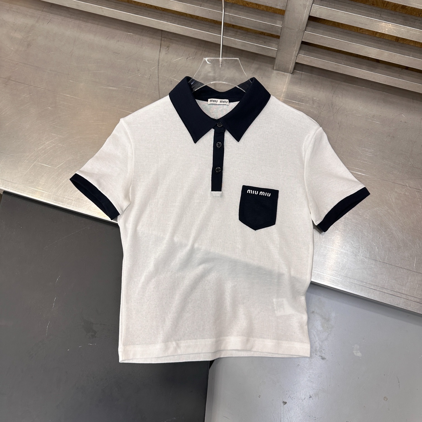 Miu ｜ 新款短袖Polo，成衣洗水固色加前后印花工艺，特殊高黏棉撞色款式，休闲时尚，尺码sml