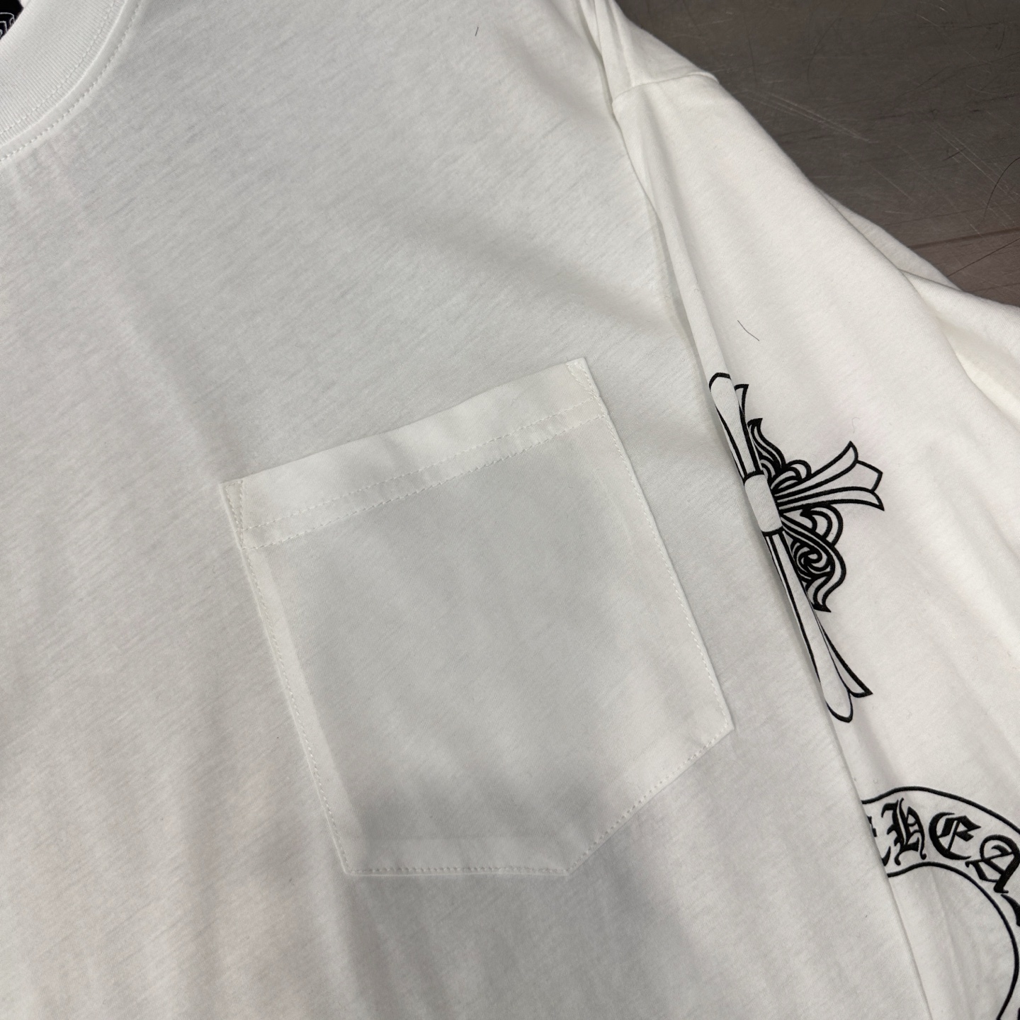 克罗心 ｜ 新款长袖t，成衣洗水加五处印花工艺，100%长绒棉面料，休闲时尚，尺码sml