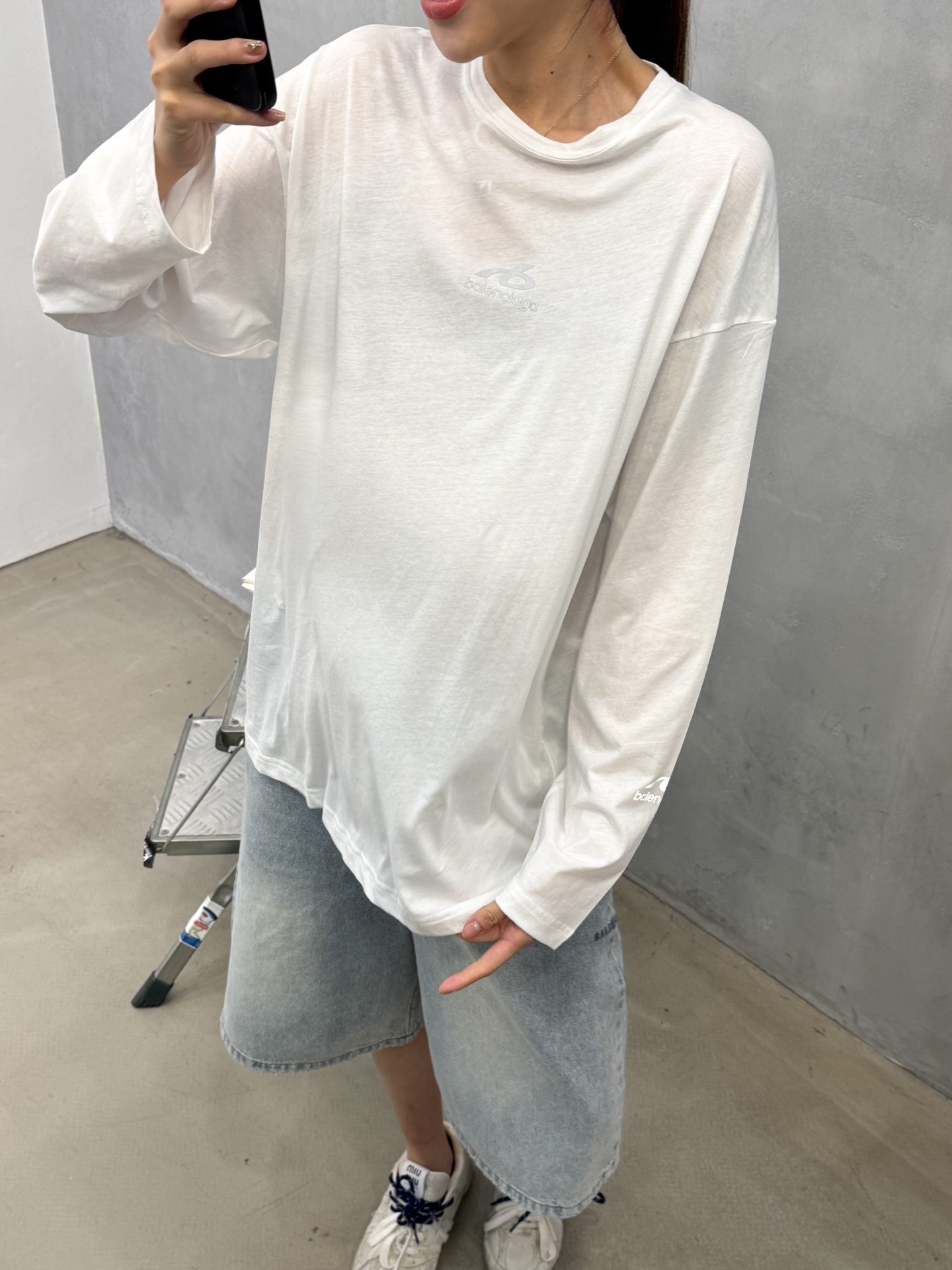 巴黎 ｜ 新款长袖打底，全身四处反光印花标，进口高黏棉面料，休闲时尚，尺码sml