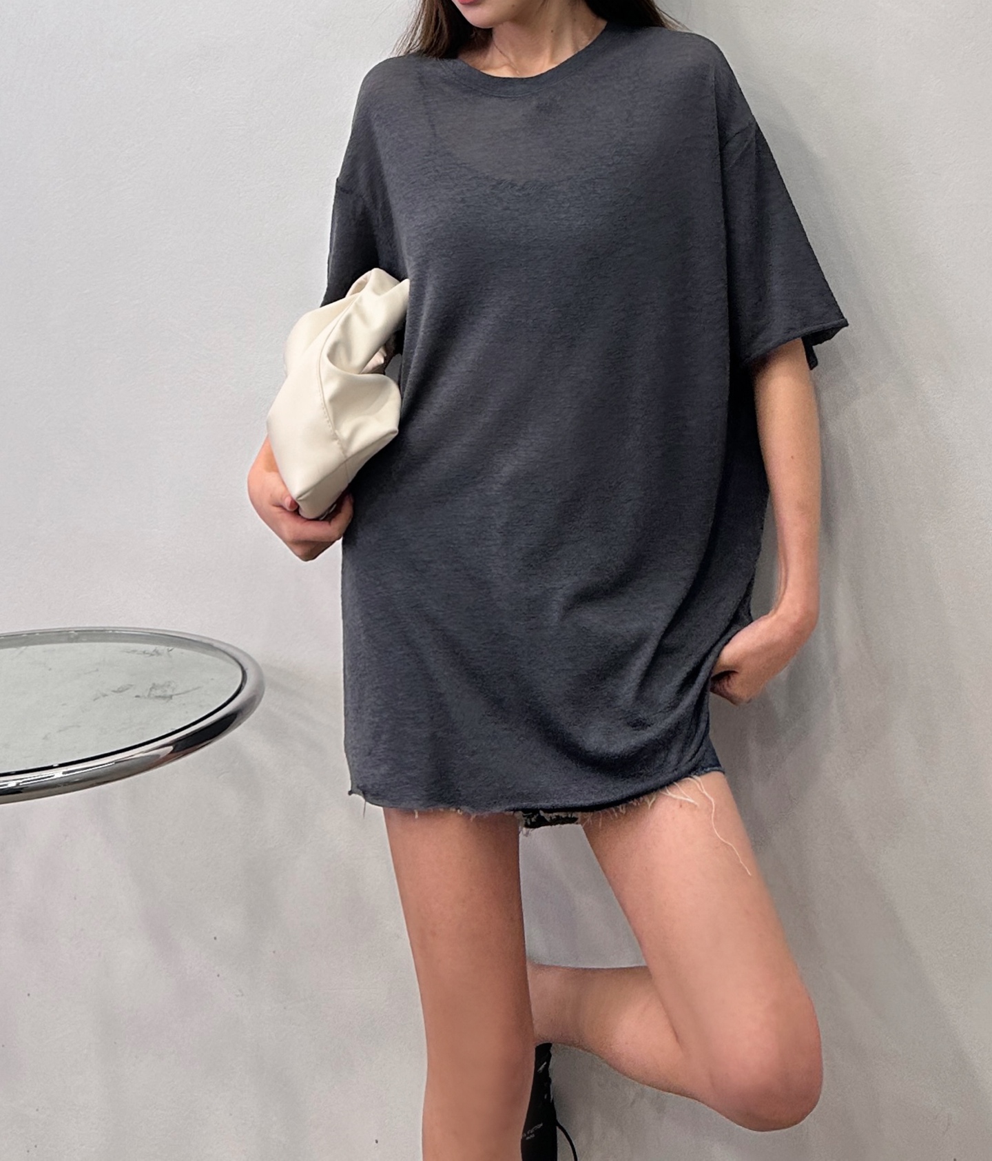 lP🆕 ｜ 新款短袖t，品牌经典刺绣标，100%羊毛面料，简单高级，男女同款，尺码sml