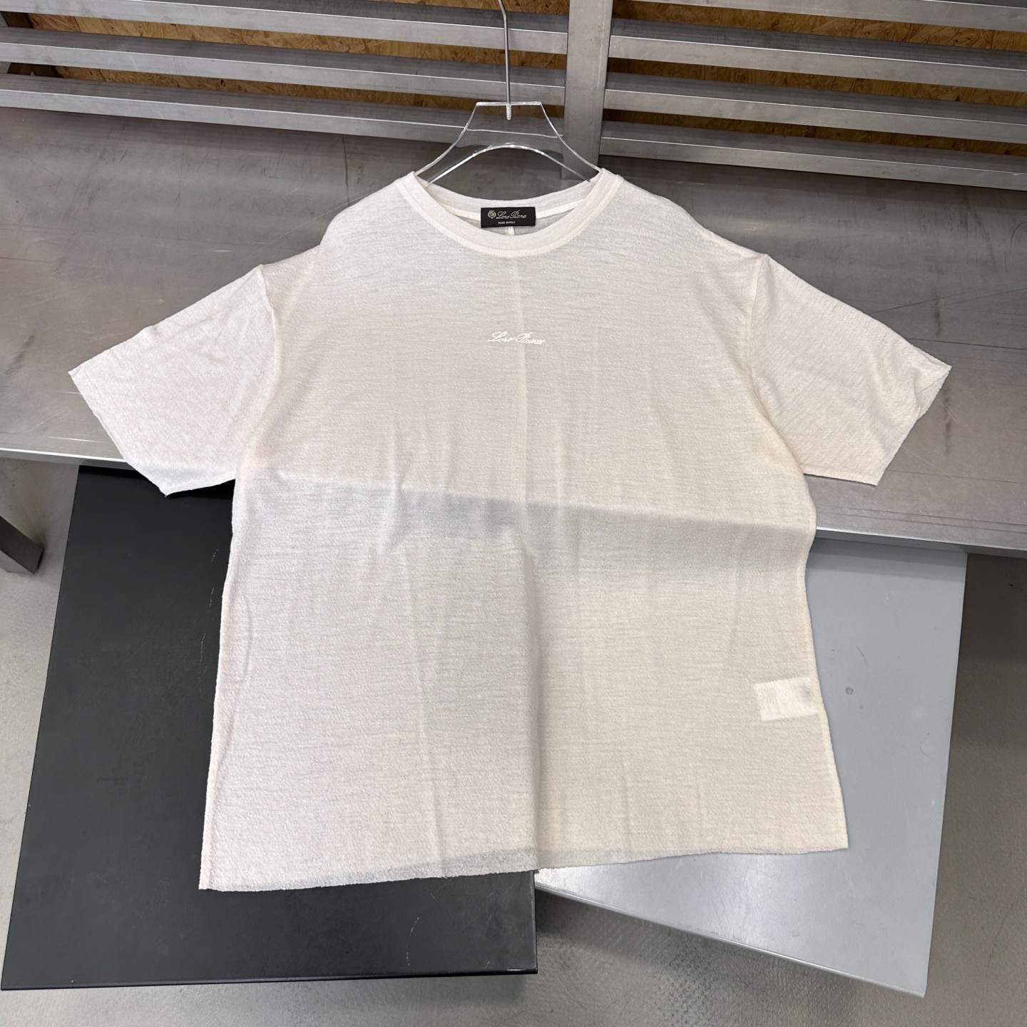 lP🆕 ｜ 新款短袖t，品牌经典刺绣标，100%羊毛面料，简单高级，男女同款，尺码sml