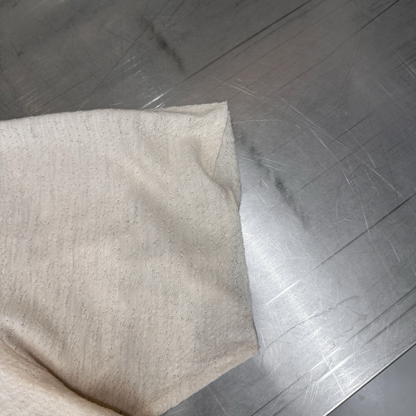 lP🆕 ｜ 新款短袖t，品牌经典刺绣标，100%羊毛面料，简单高级，男女同款，尺码sml