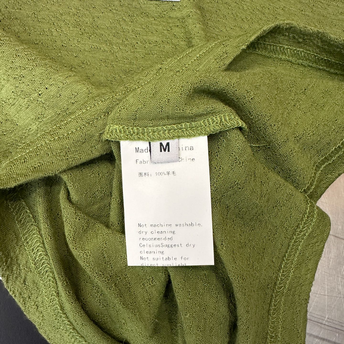 Miu ｜ 新款短袖t，品牌经典刺绣标，100%羊毛进口面料，休闲时尚，尺码sml