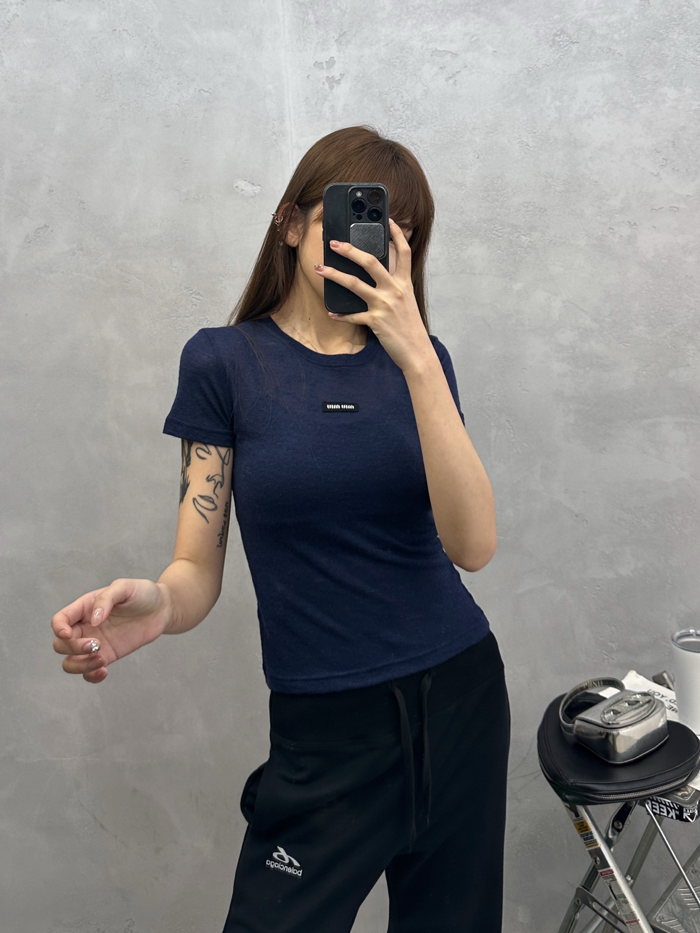 Miu ｜ 新款短袖t，品牌经典刺绣标，100%羊毛进口面料，休闲时尚，尺码sml