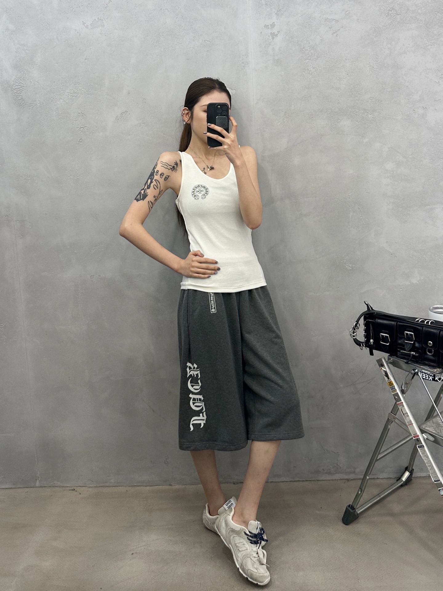 克罗心 ｜ 新款休闲背心，前后经典印花工艺，日本进口莫代尔羊毛混纺面料，时尚高级，尺码sml