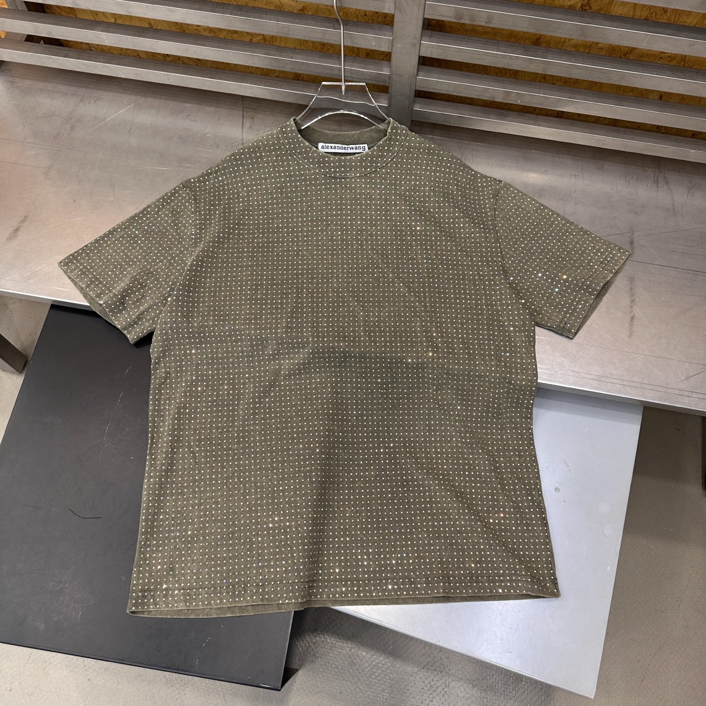 大王 ｜ 新款短袖t，成衣洗水炒色加全身高密烫钻工艺，休闲时尚，尺码sml