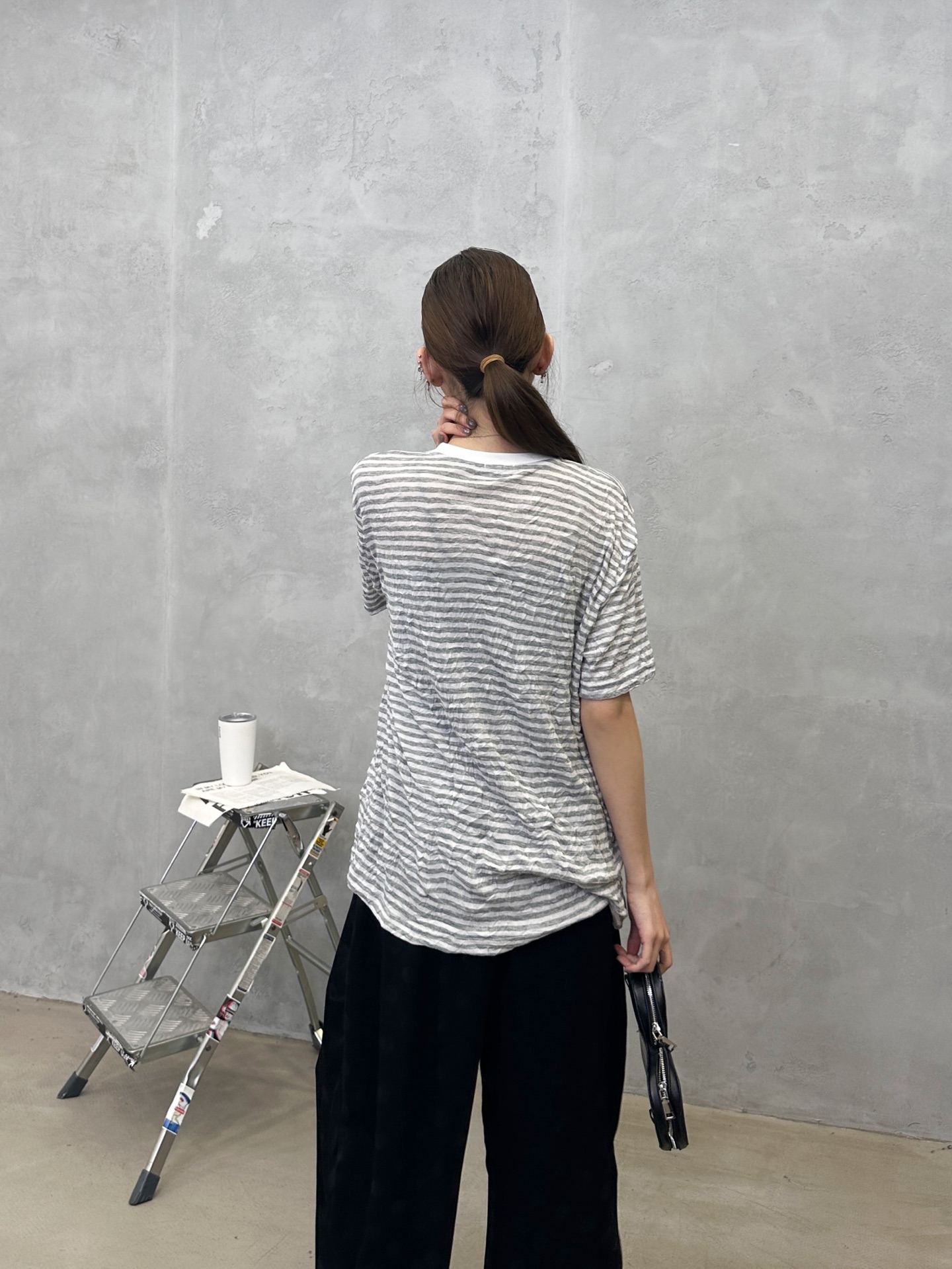 Miu ｜ 新款短袖t，进口特殊粘纤色织条纹面料，品牌经典刺绣标，休闲时尚，尺码sml