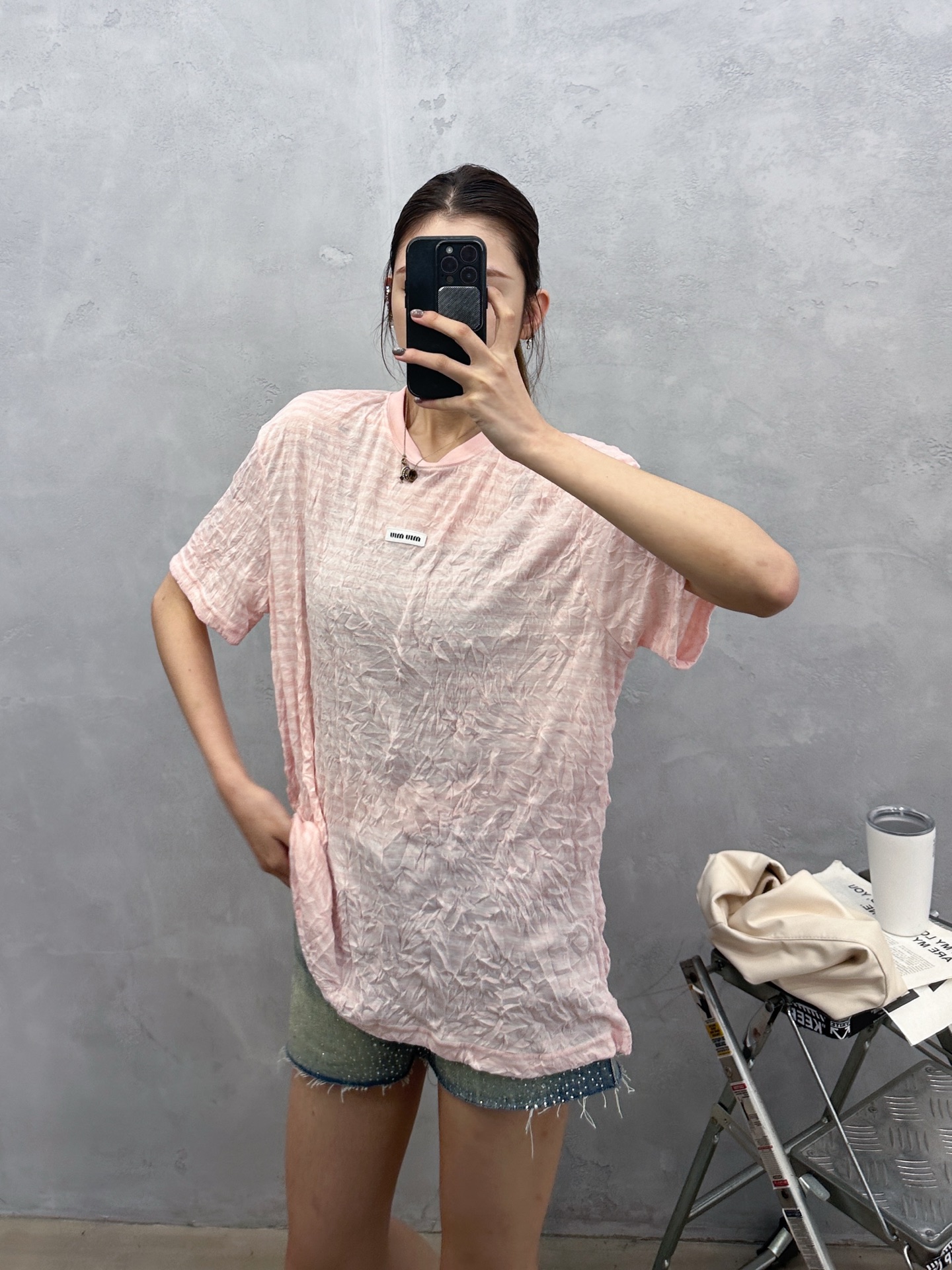 Miu ｜ 新款短袖t，进口特殊粘纤色织条纹面料，品牌经典刺绣标，休闲时尚，尺码sml