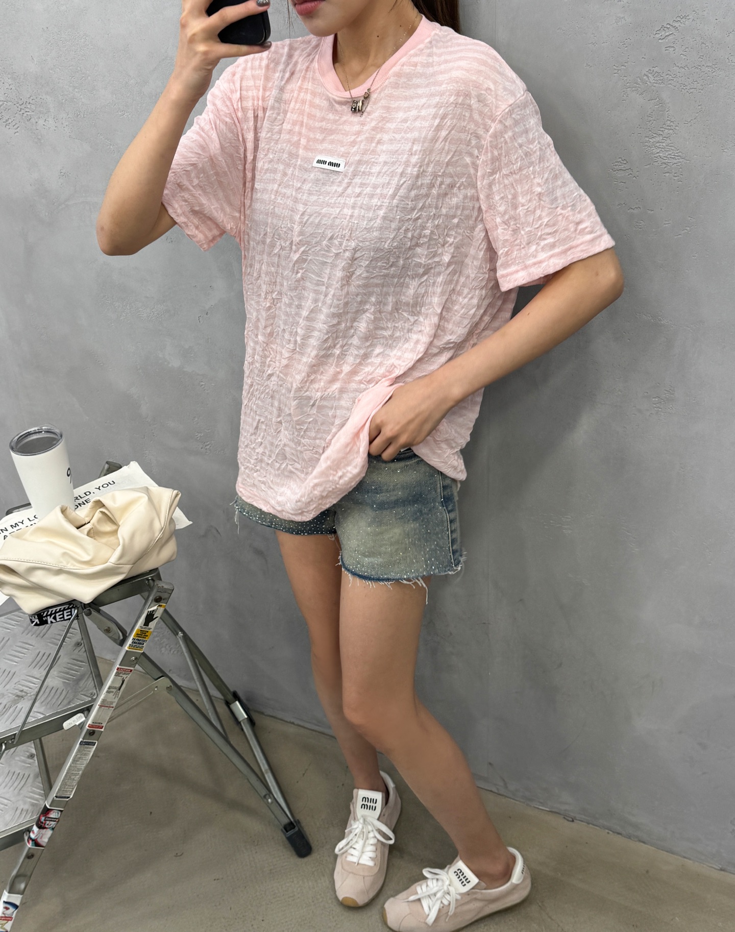 Miu ｜ 新款短袖t，进口特殊粘纤色织条纹面料，品牌经典刺绣标，休闲时尚，尺码sml