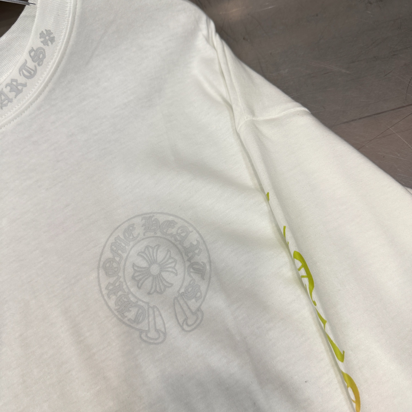 克罗心 ｜ 新款长袖打底，成衣洗水加五处彩色过度印花工艺，进口亚麻棉面料，时尚休闲，尺码sml