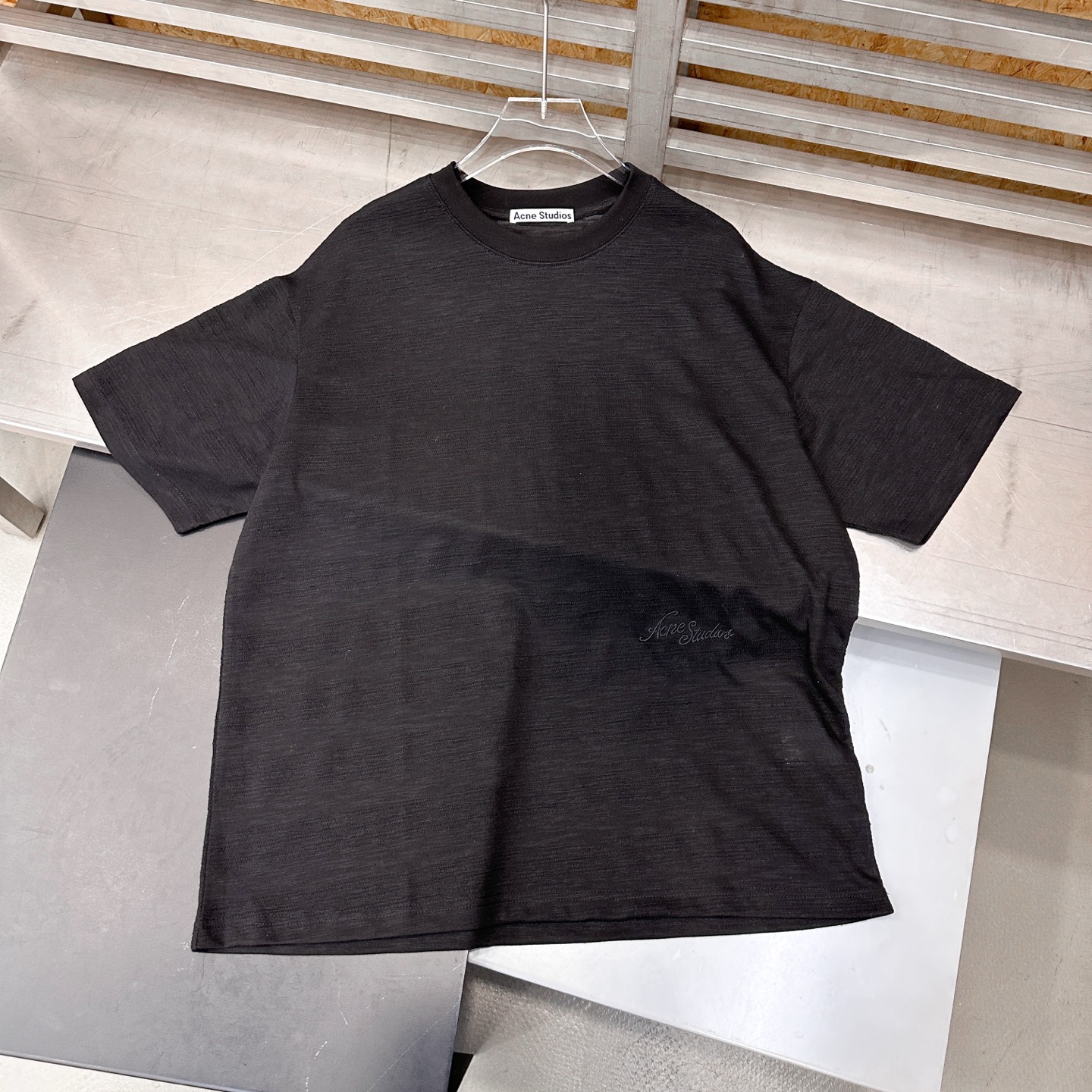 Acne ｜ 新款短袖t，品牌经典字母刺绣工艺，特殊提花高黏棉面料，时尚休闲，尺码sml