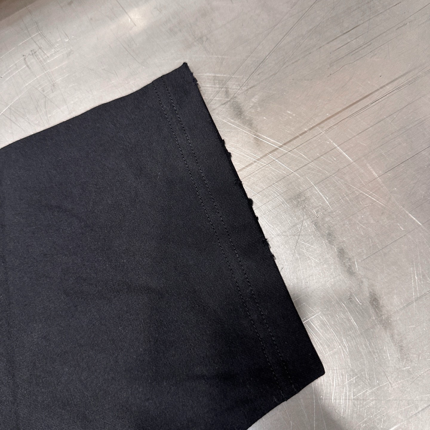 巴黎 ｜ 新款短袖t，成衣洗水吊磨加裂浆印花工艺，时尚休闲，男女同款，尺码sml