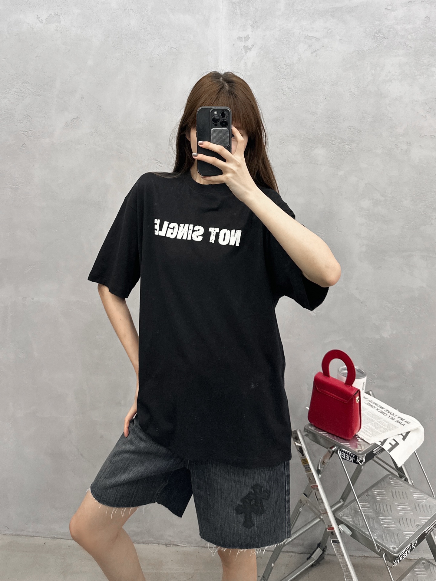 巴黎 ｜ 新款短袖t，成衣洗水吊磨加裂浆印花工艺，时尚休闲，男女同款，尺码sml