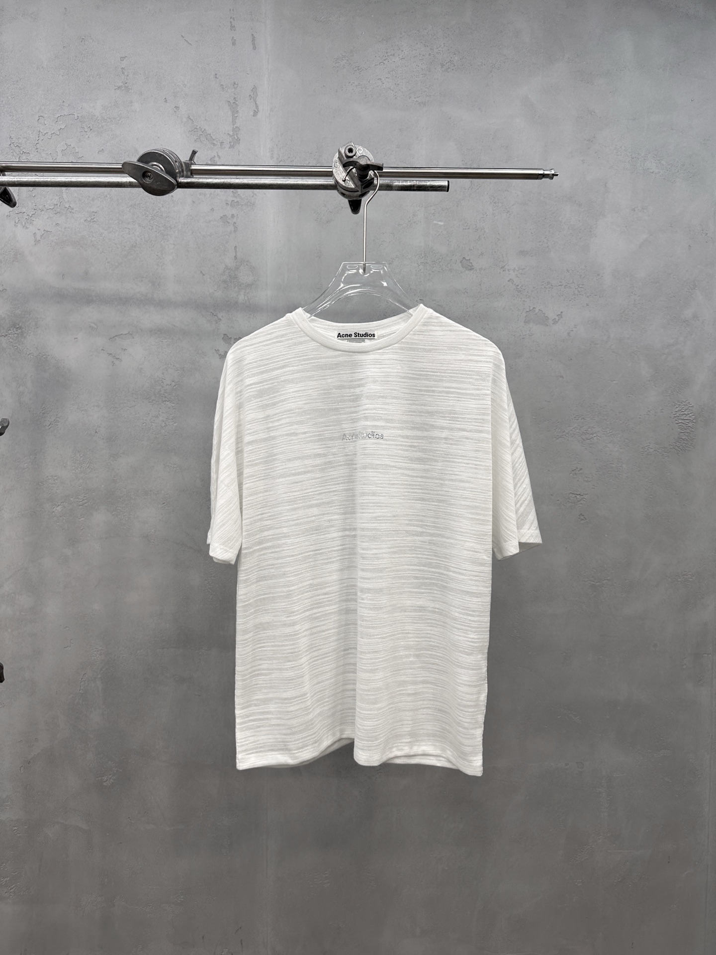 NO:923425,Acne | New short-sleeved t-shirt, brand classic hot diamond logo, lace splicing linen blended fabric, casual fashion, size sml, women's clothing, acne studios, T-shirt,19860909Acne ｜ 新款短袖t,品牌经典烫钻标,蕾丝拼接亚麻混纺面料,休闲时尚,尺码sml,女装,acne studios,T-shirt,,Women's clothing