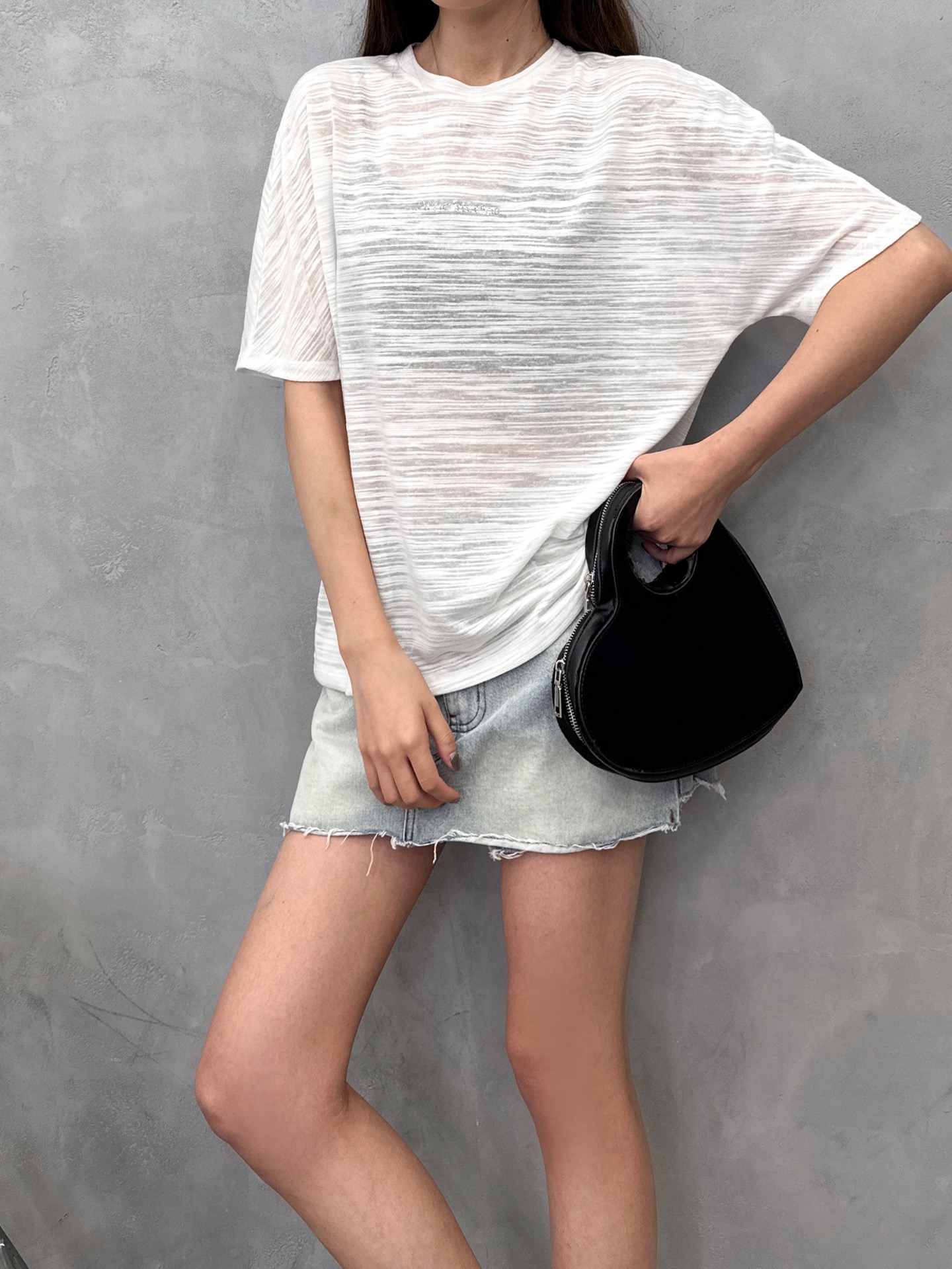 Acne ｜ 新款短袖t，品牌经典烫钻标，蕾丝拼接亚麻混纺面料，休闲时尚，尺码sml