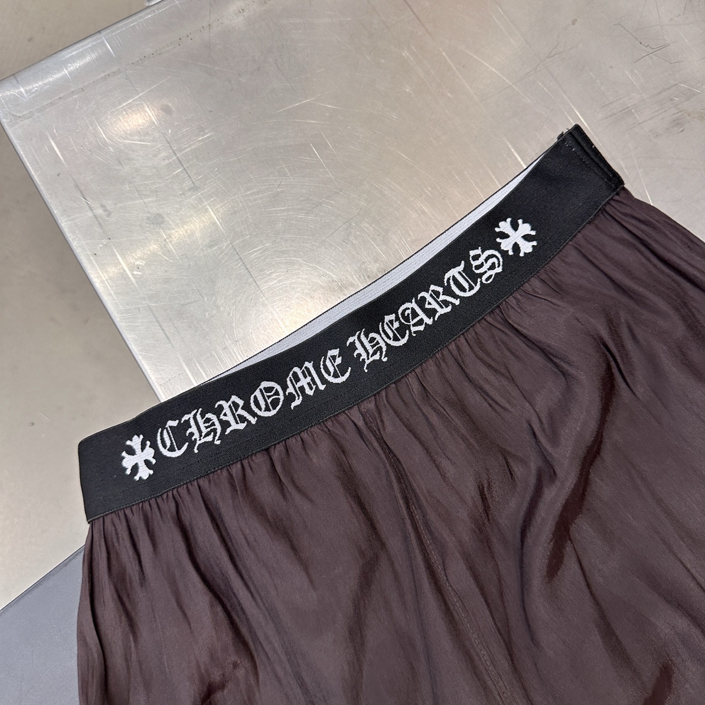 克罗心 ｜ 新款休闲裤，品牌经典字母提花橡筋腰，时尚微压褶面料工艺，休闲时尚，尺码sml