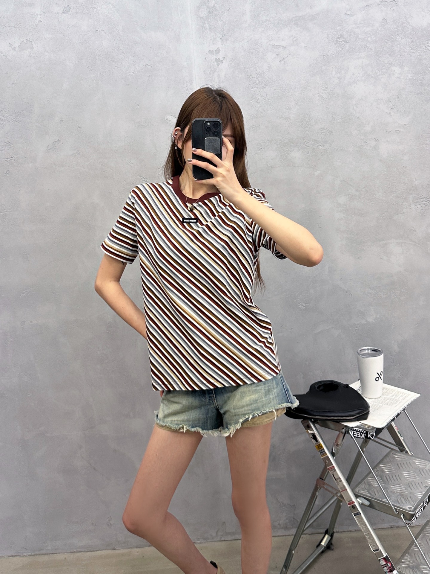 Miu ｜ 新款短袖t，品牌经典刺绣标，全棉彩色色织条纹面料，休闲时尚，尺码sml