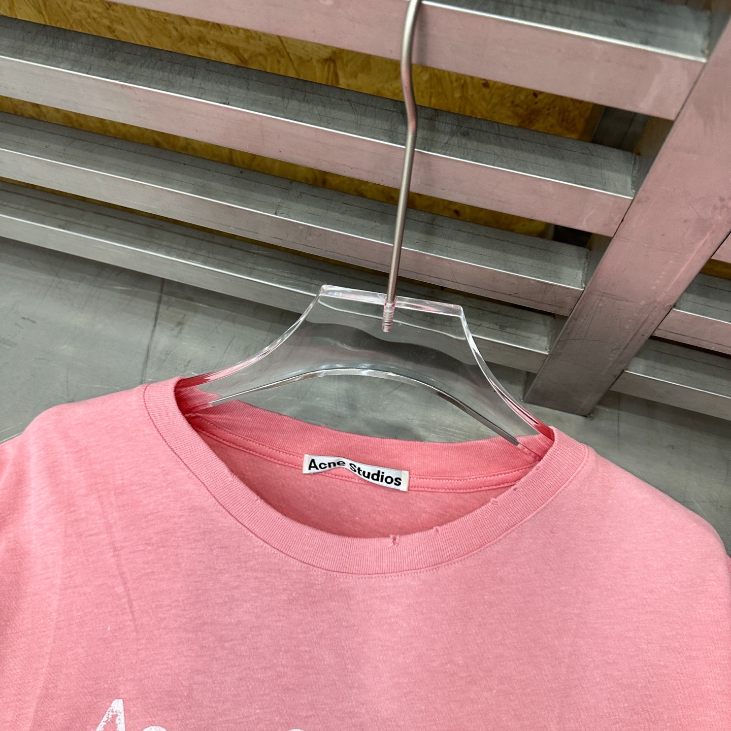 Acne ｜ 新款短袖t，成衣洗水喷色印花吊磨工艺，进口亚麻棉面料，时尚休闲，尺码sml