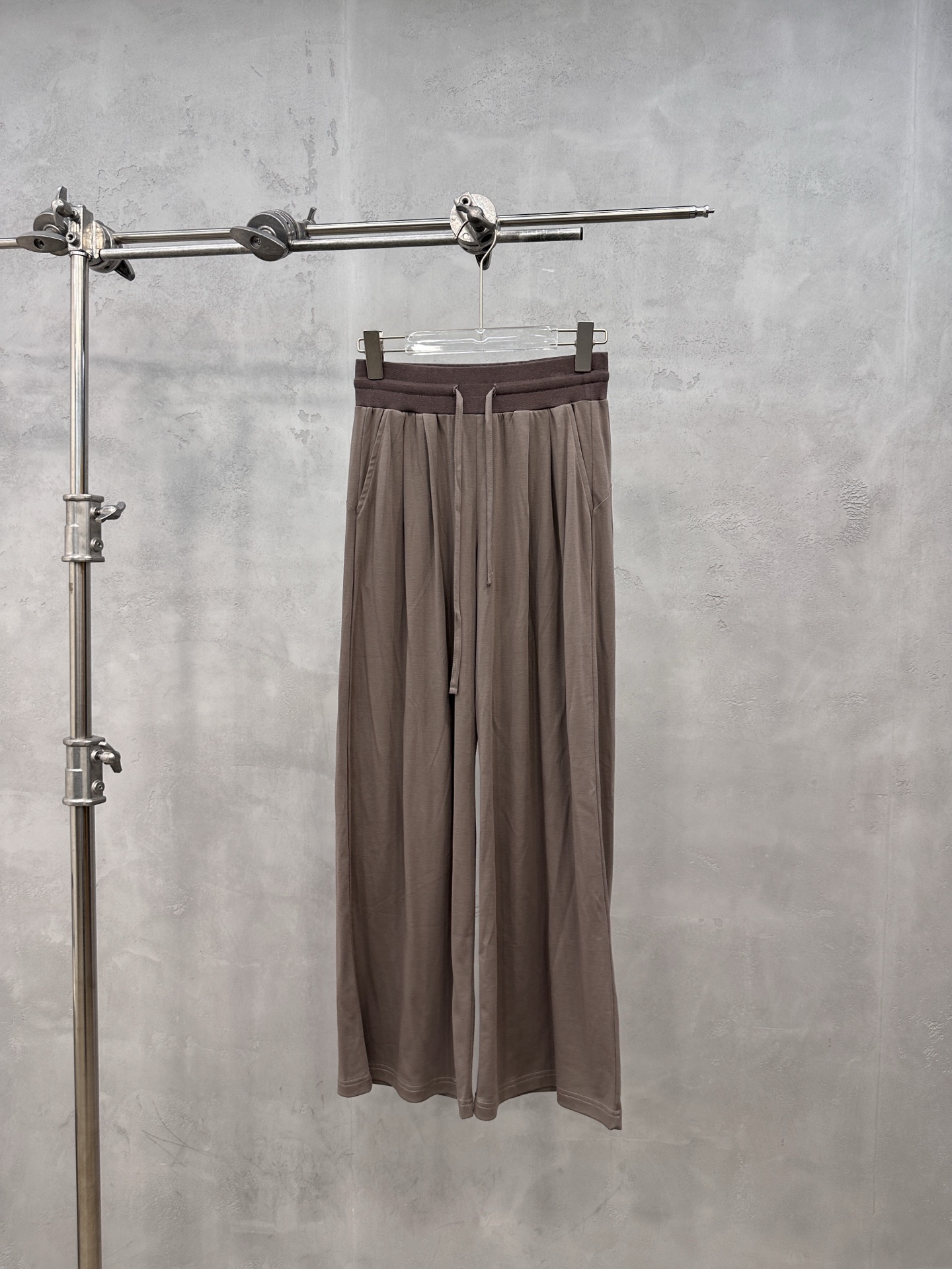 NO:923386,Acne | New style casual pants, imported blue blue modal cotton fabric, super comfortable, fashionable and casual, size sml, women's clothing, acne studios,19860909Acne ｜ 新款休闲裤,进口蓝精莫代尔棉面料,超级舒适,时尚休闲,尺码sml,女装,acne studios,,Women's clothing