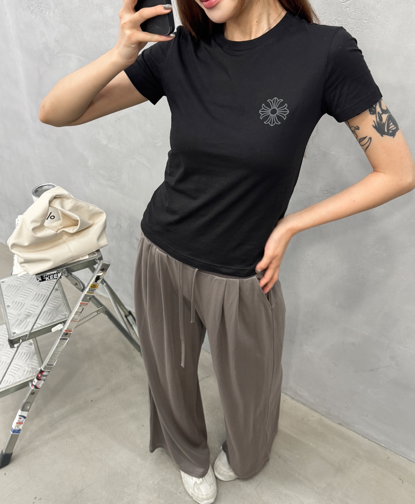 克罗心 ｜ 新款短袖t，品牌经典多处印花工艺，时尚休闲小版款式，尺码sml