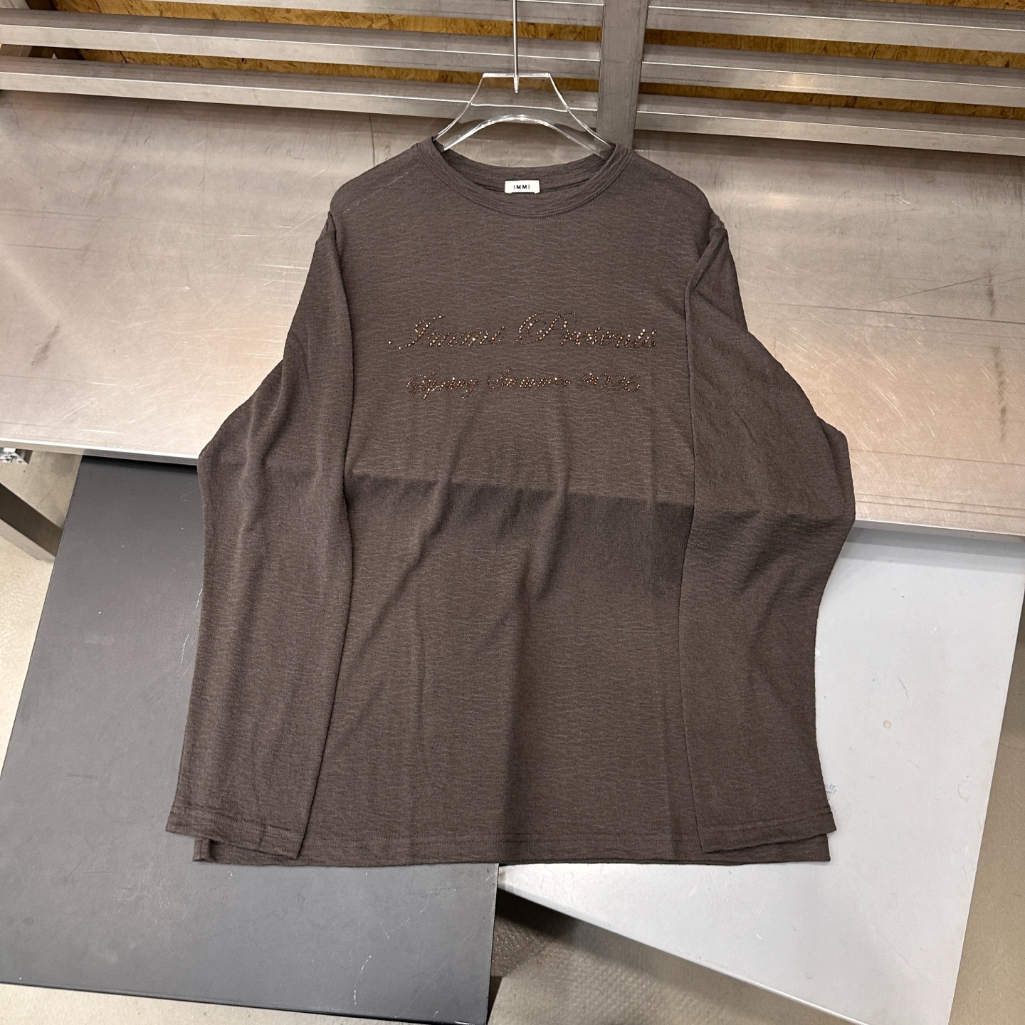 Acne ｜ 新款长袖罩衫，前后品牌经典字母烫钻工艺，进口天丝羊毛面料，休闲时尚，尺码sml