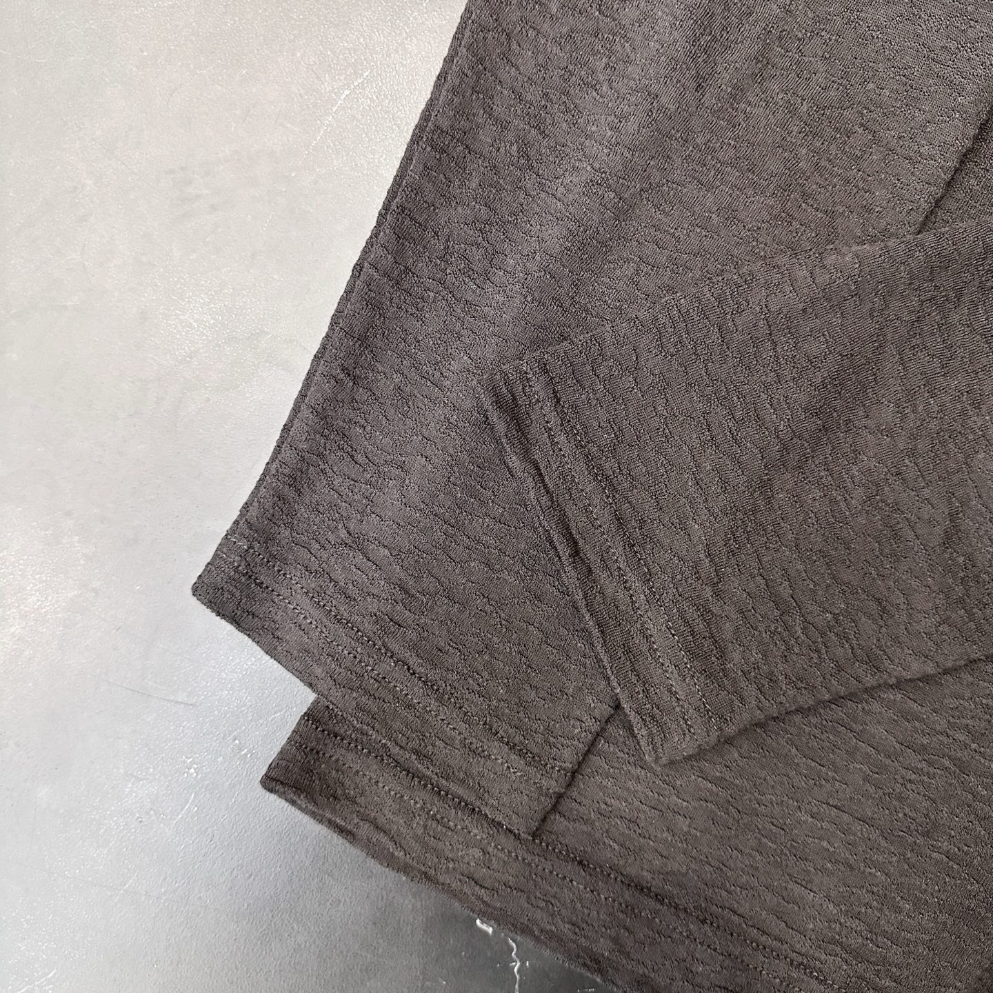 Acne ｜ 新款长袖罩衫，前后品牌经典字母烫钻工艺，进口天丝羊毛面料，休闲时尚，尺码sml