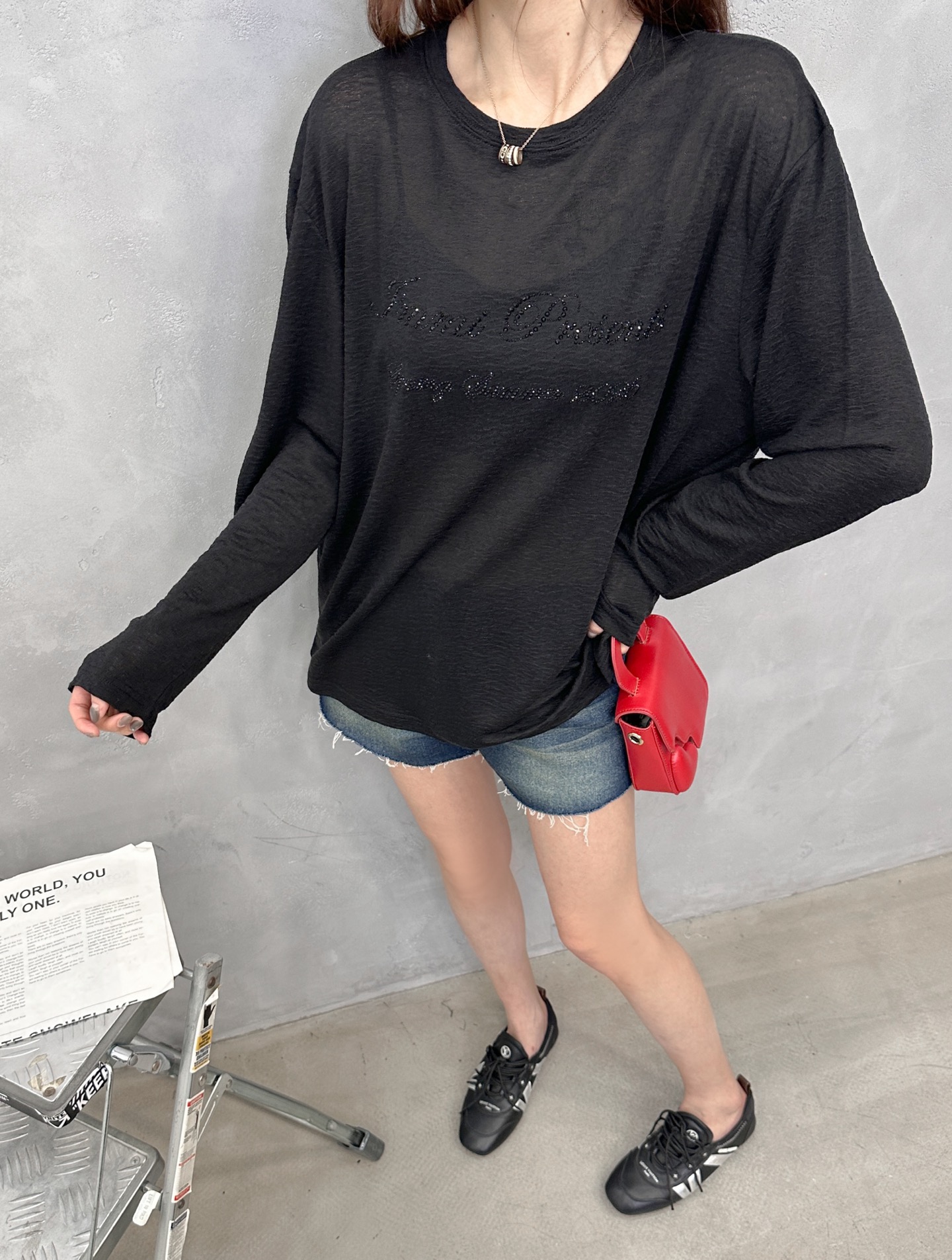 Acne ｜ 新款长袖罩衫，前后品牌经典字母烫钻工艺，进口天丝羊毛面料，休闲时尚，尺码sml