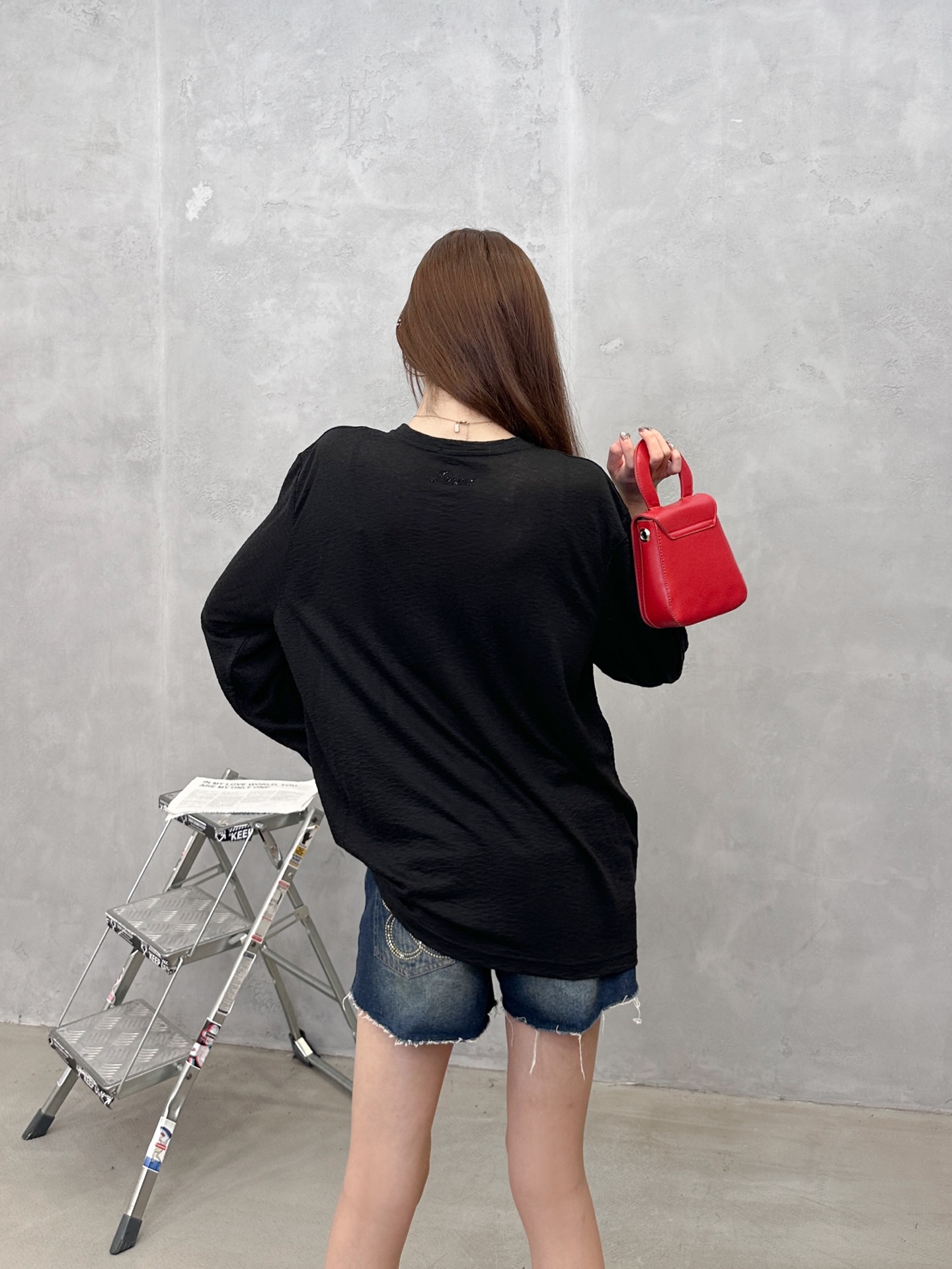 Acne ｜ 新款长袖罩衫，前后品牌经典字母烫钻工艺，进口天丝羊毛面料，休闲时尚，尺码sml