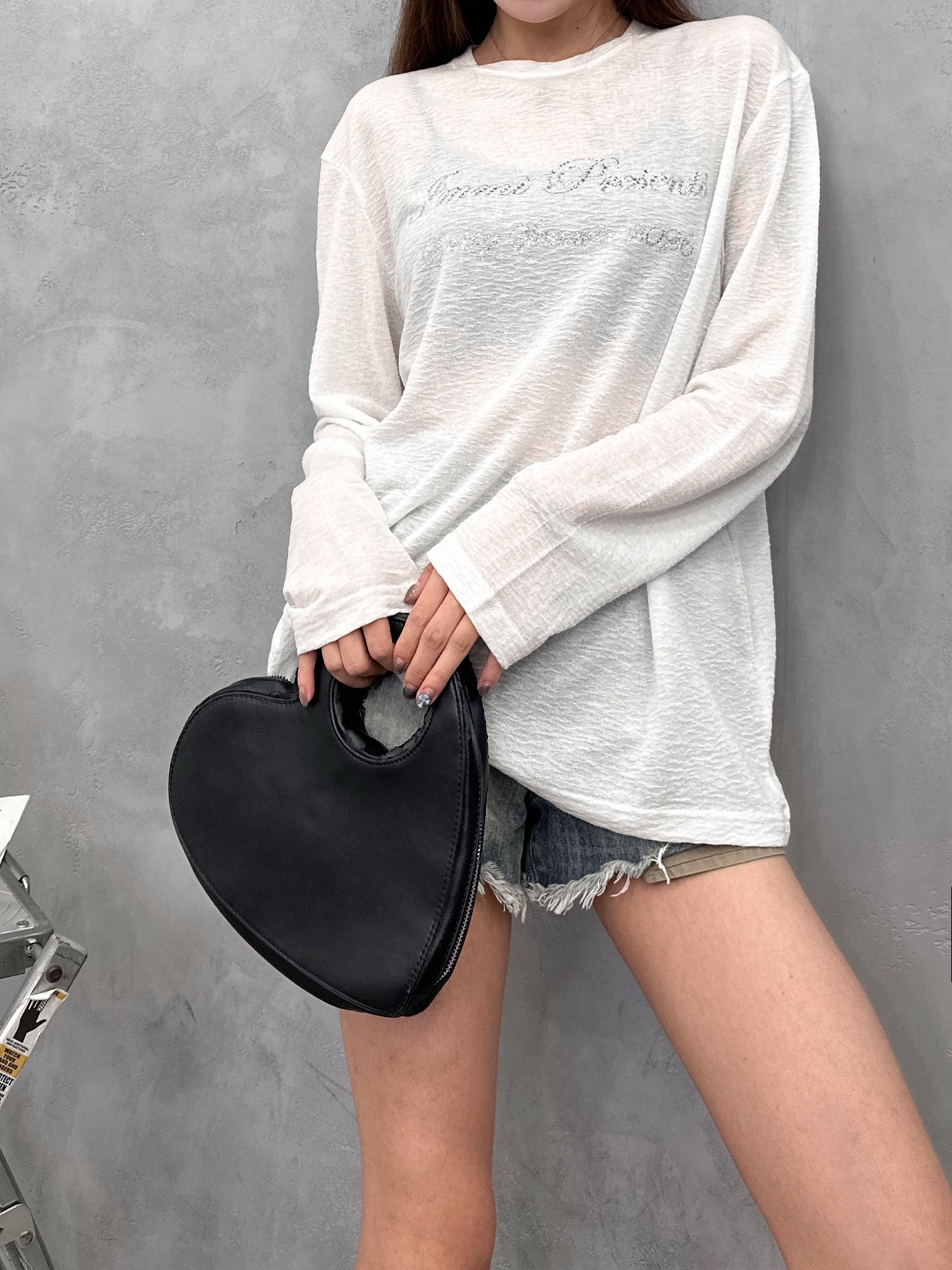 Acne ｜ 新款长袖罩衫，前后品牌经典字母烫钻工艺，进口天丝羊毛面料，休闲时尚，尺码sml