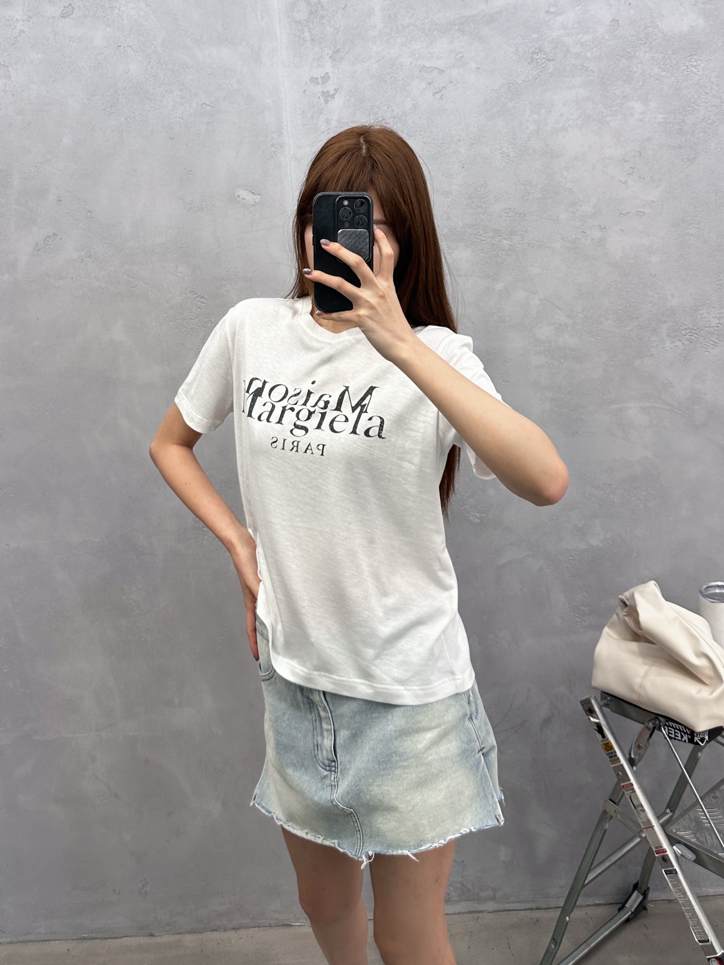 马吉拉 ｜ 新款短袖t，品牌经典印花内容，进口莱赛尔棉麻面料，时尚休闲，尺码sml