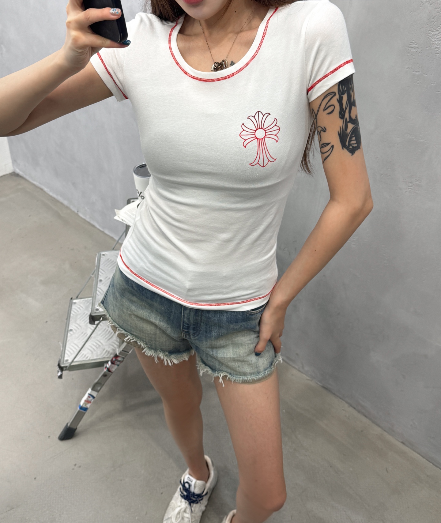 克罗心 ｜ 新款短袖t，品牌经典渐变印花工艺，撞色线固色做工，高黏棉面料，时尚休闲，尺码sml