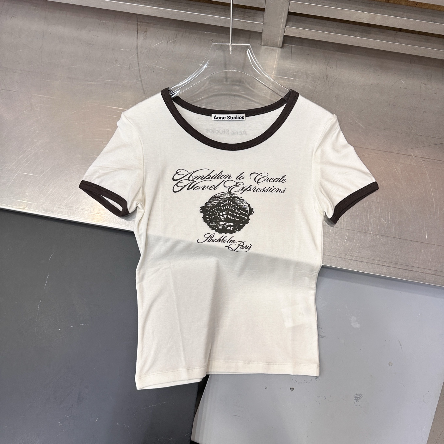 Acne ｜ 新款短袖t，品牌经典前后印花工艺，成衣洗水固色工艺，进口莱赛尔羊毛面料，撞色螺纹款式设计，