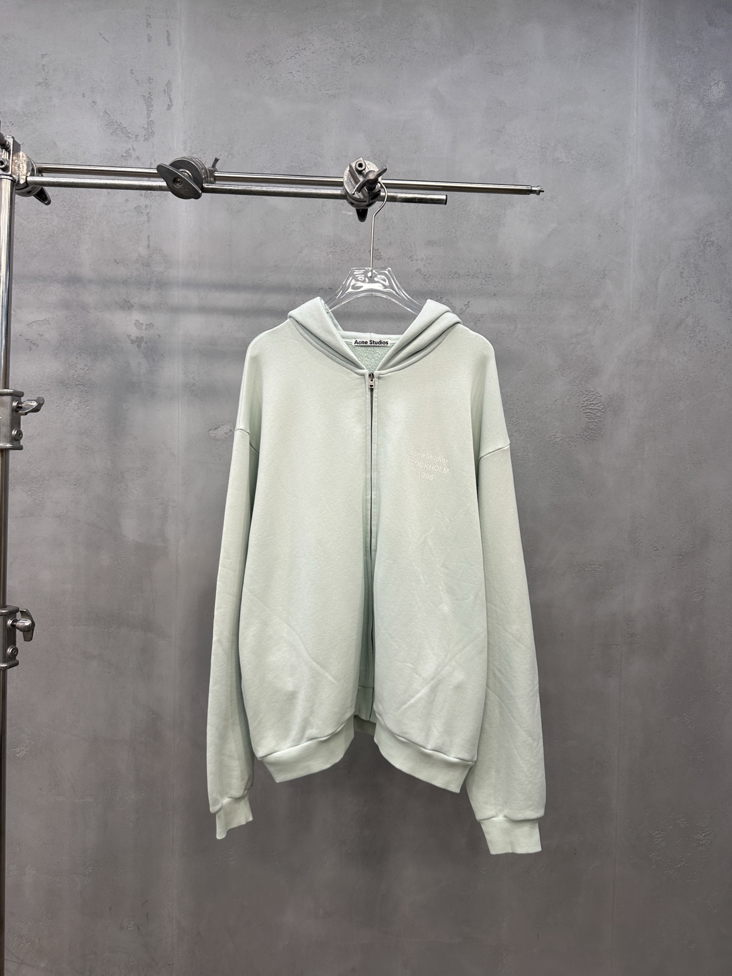 Acne ｜ 新款卫衣开衫，成衣洗水喷色加前后印花工艺，时尚休闲，尺码sml