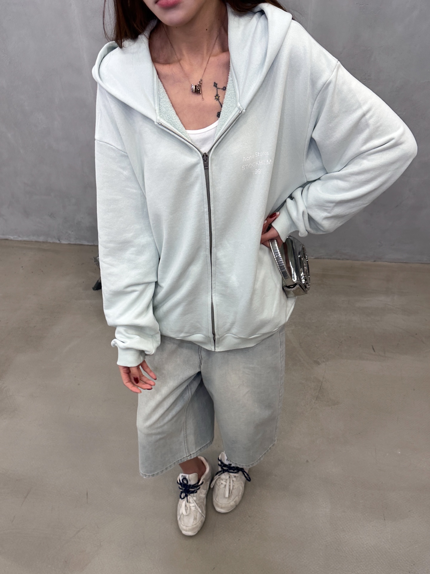 Acne ｜ 新款卫衣开衫，成衣洗水喷色加前后印花工艺，时尚休闲，尺码sml