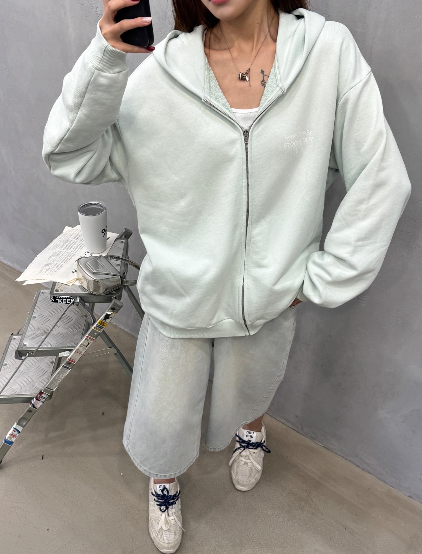 Acne ｜ 新款卫衣开衫，成衣洗水喷色加前后印花工艺，时尚休闲，尺码sml