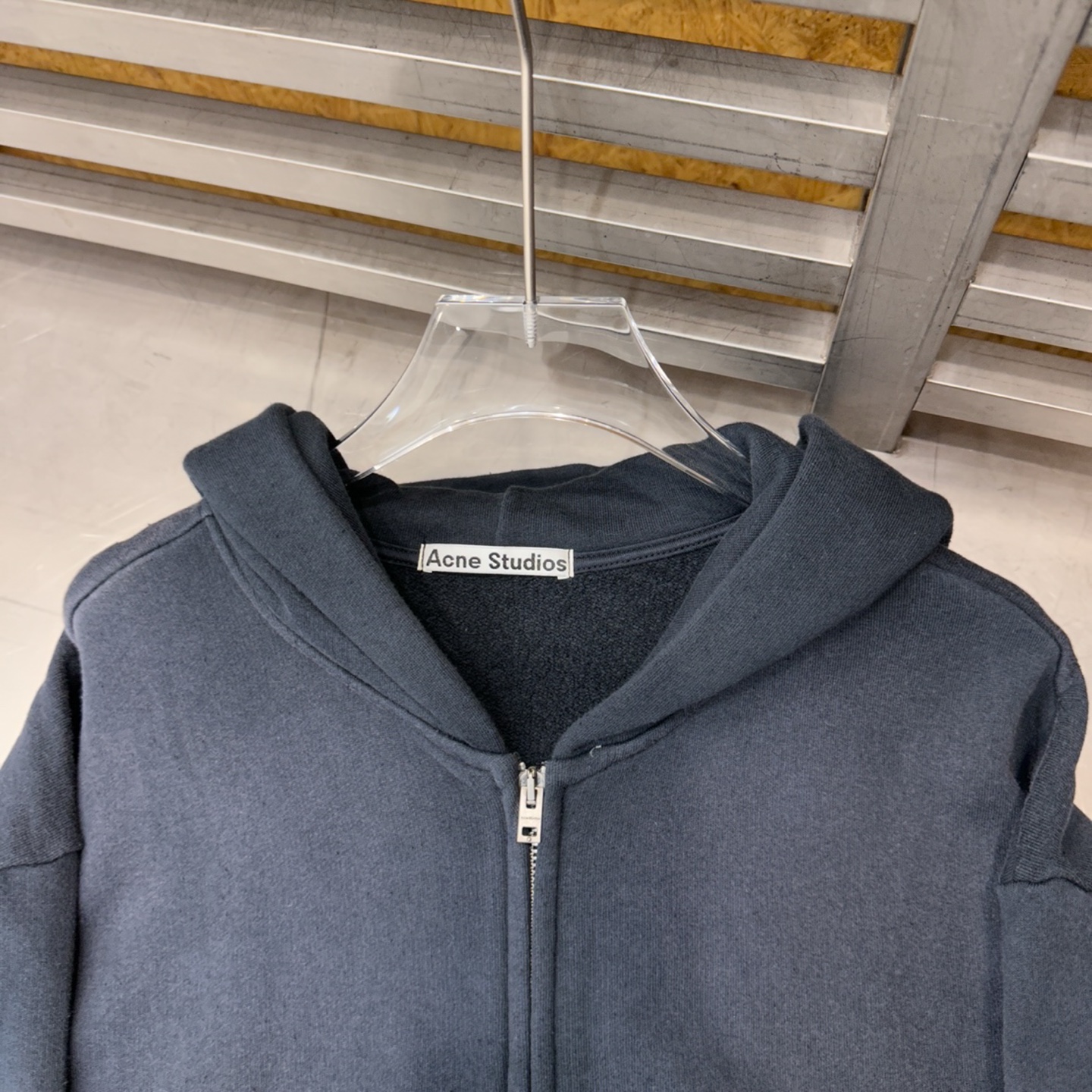 Acne ｜ 新款卫衣开衫，成衣洗水喷色加前后印花工艺，时尚休闲，尺码sml