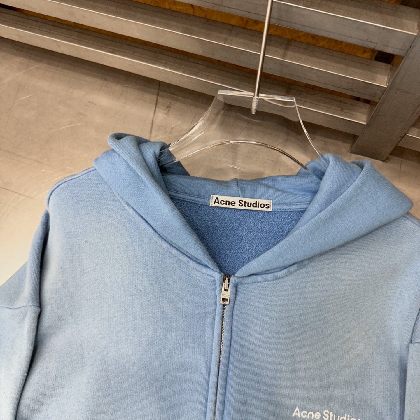 Acne ｜ 新款卫衣开衫，成衣洗水喷色加前后印花工艺，时尚休闲，尺码sml