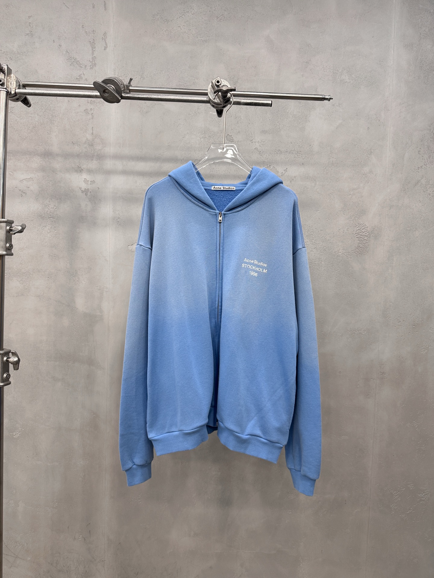 Acne ｜ 新款卫衣开衫，成衣洗水喷色加前后印花工艺，时尚休闲，尺码sml