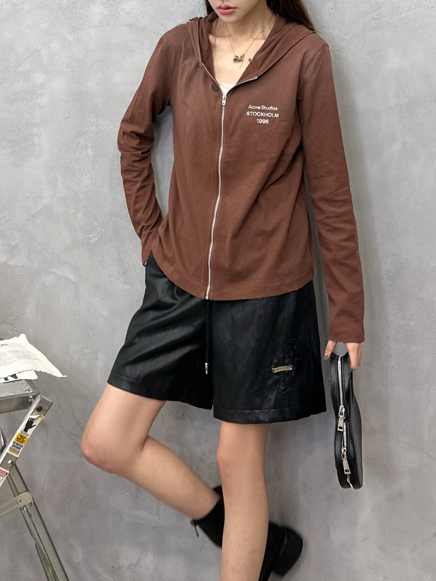 Acne ｜ 新款卫衣开衫，品牌经典印花加成衣洗水吊磨喷色工艺，进口亚麻棉面料，休闲时尚，尺码sml