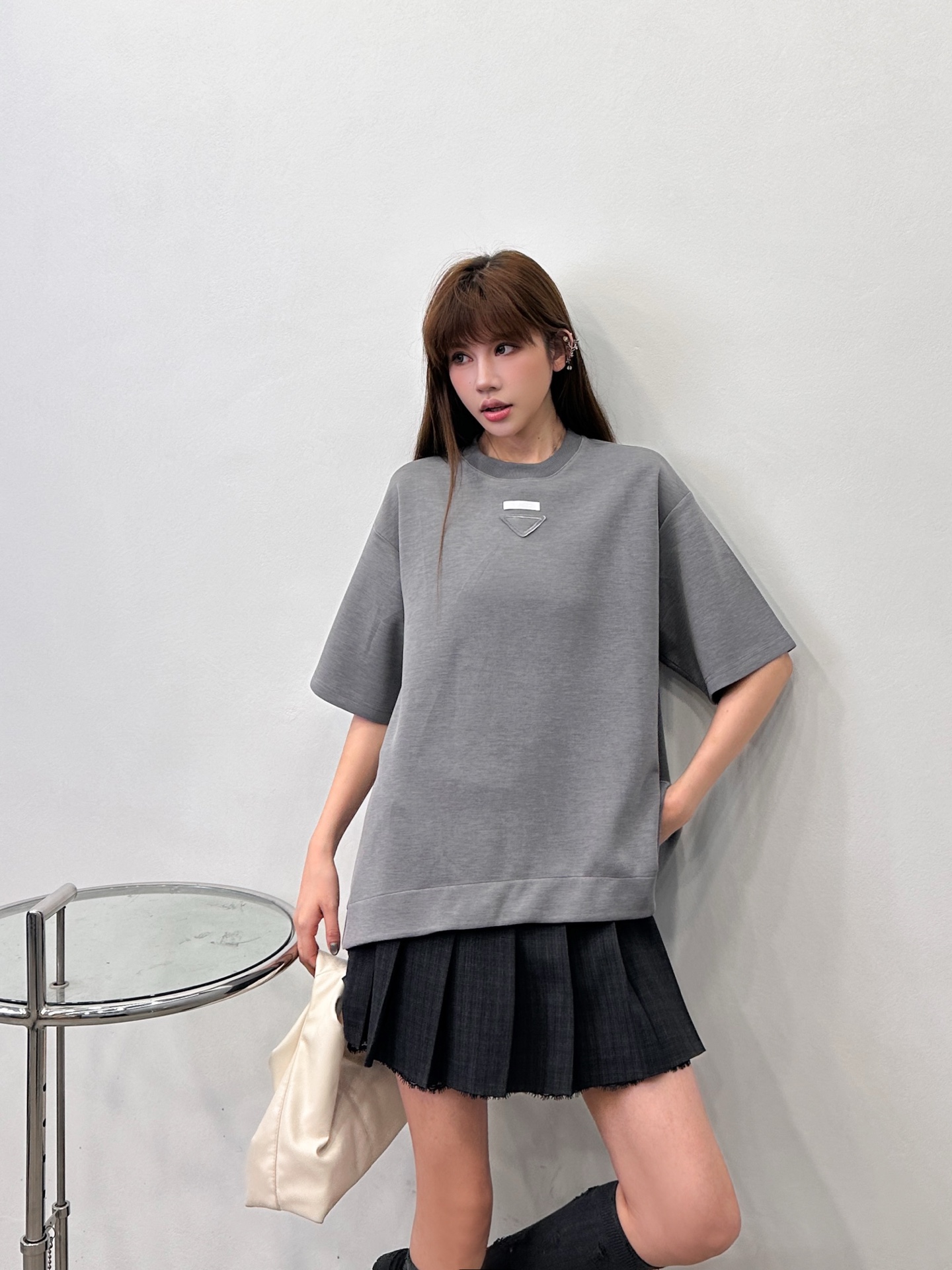 P家 ｜ 新款短袖，品牌经典刺绣三角标工艺，莫代尔空气层面料，时尚休闲，尺码sml