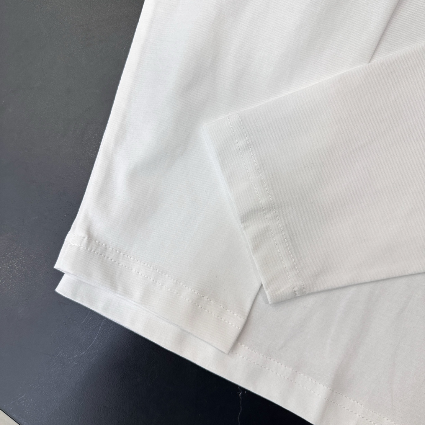 克罗心 ｜ 新款长袖t，品牌经典刺绣标，全身多处烫钻工艺，时尚休闲，尺码sml