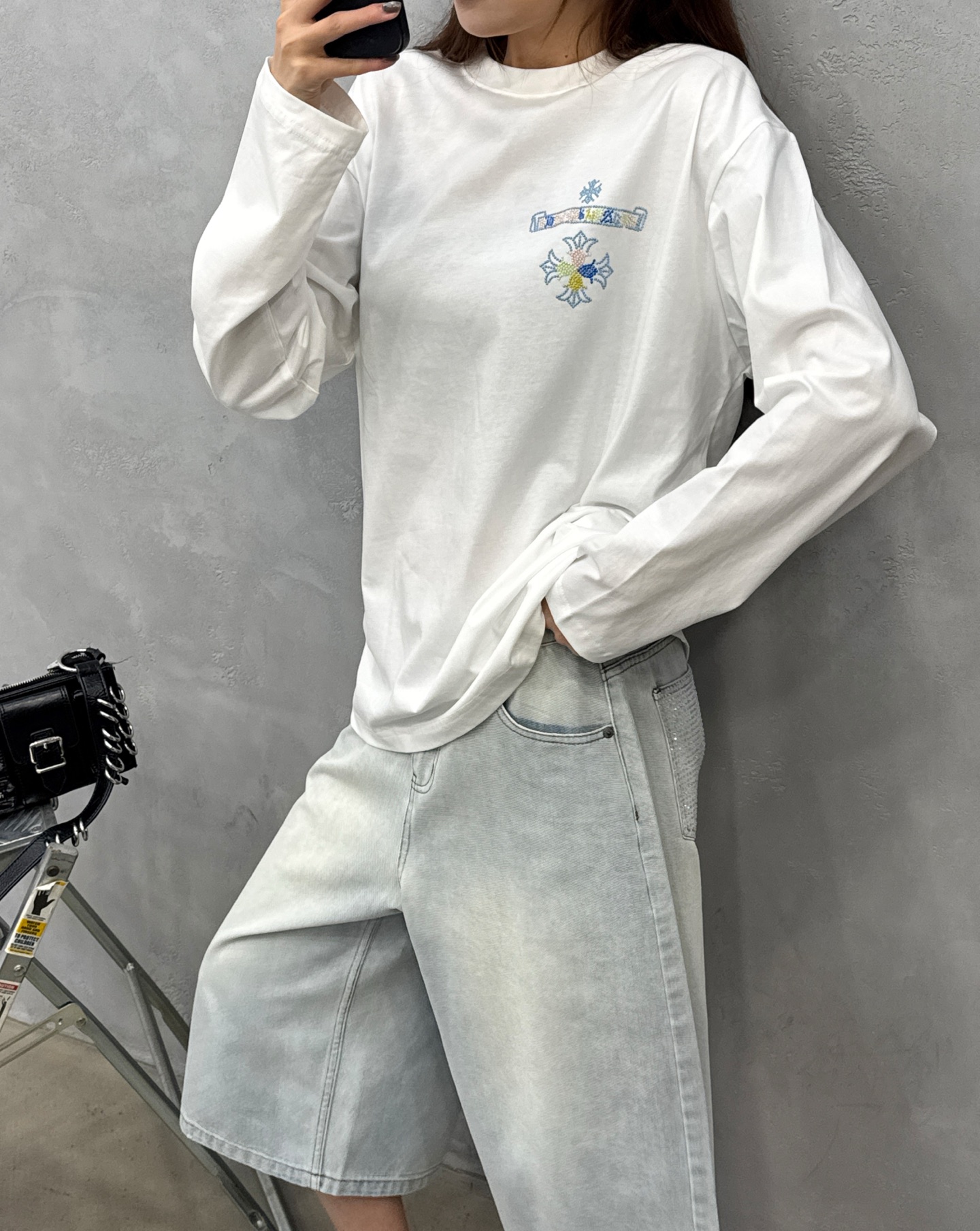 克罗心 ｜ 新款长袖t，品牌经典刺绣标，全身多处烫钻工艺，时尚休闲，尺码sml