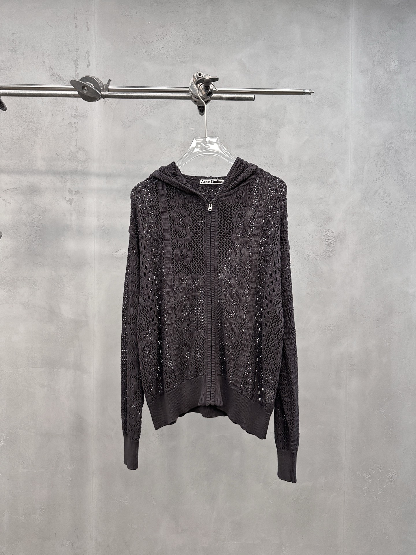 Acne ｜ 新款毛织开衫，品牌定织图案造型，休闲时尚，尺码sml