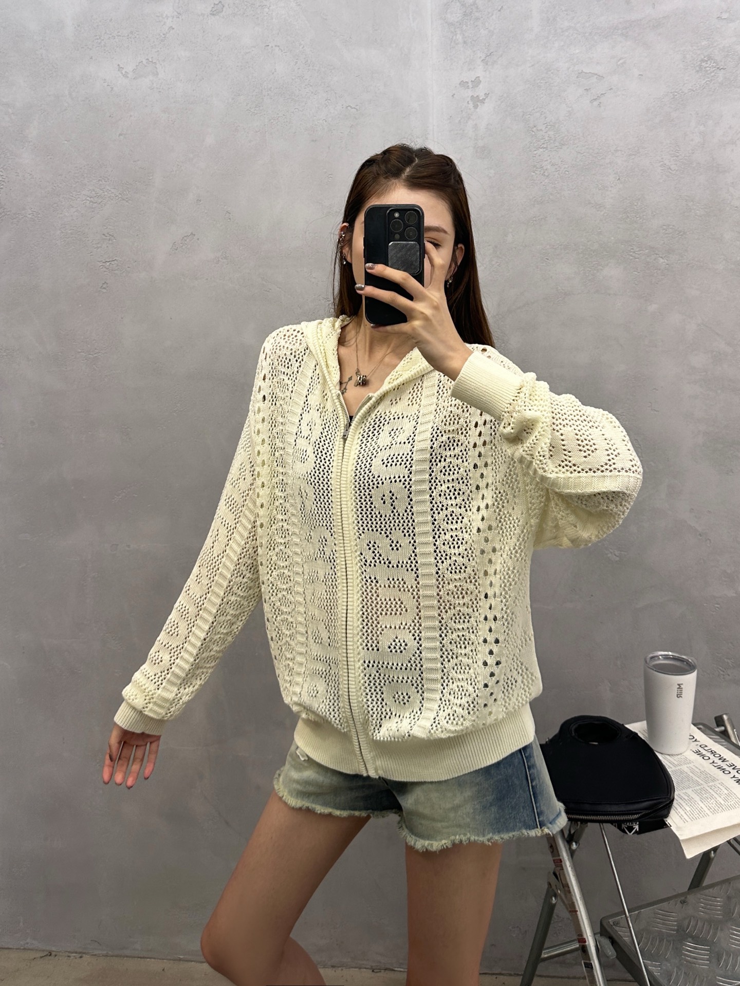 Acne ｜ 新款毛织开衫，品牌定织图案造型，休闲时尚，尺码sml