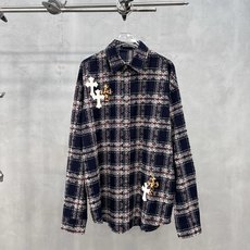 克罗心 | 新款休闲衬衣,成衣洗水工艺,品牌经典色织提花格纹面料,手工切皮刺绣马毛十字标,时尚休闲,尺码sml 克罗心 | 新款休闲衬衣,成衣洗水工艺,品牌经典色织提花格纹面料,手工切皮刺绣马毛十字标,时尚休闲,尺码sml
